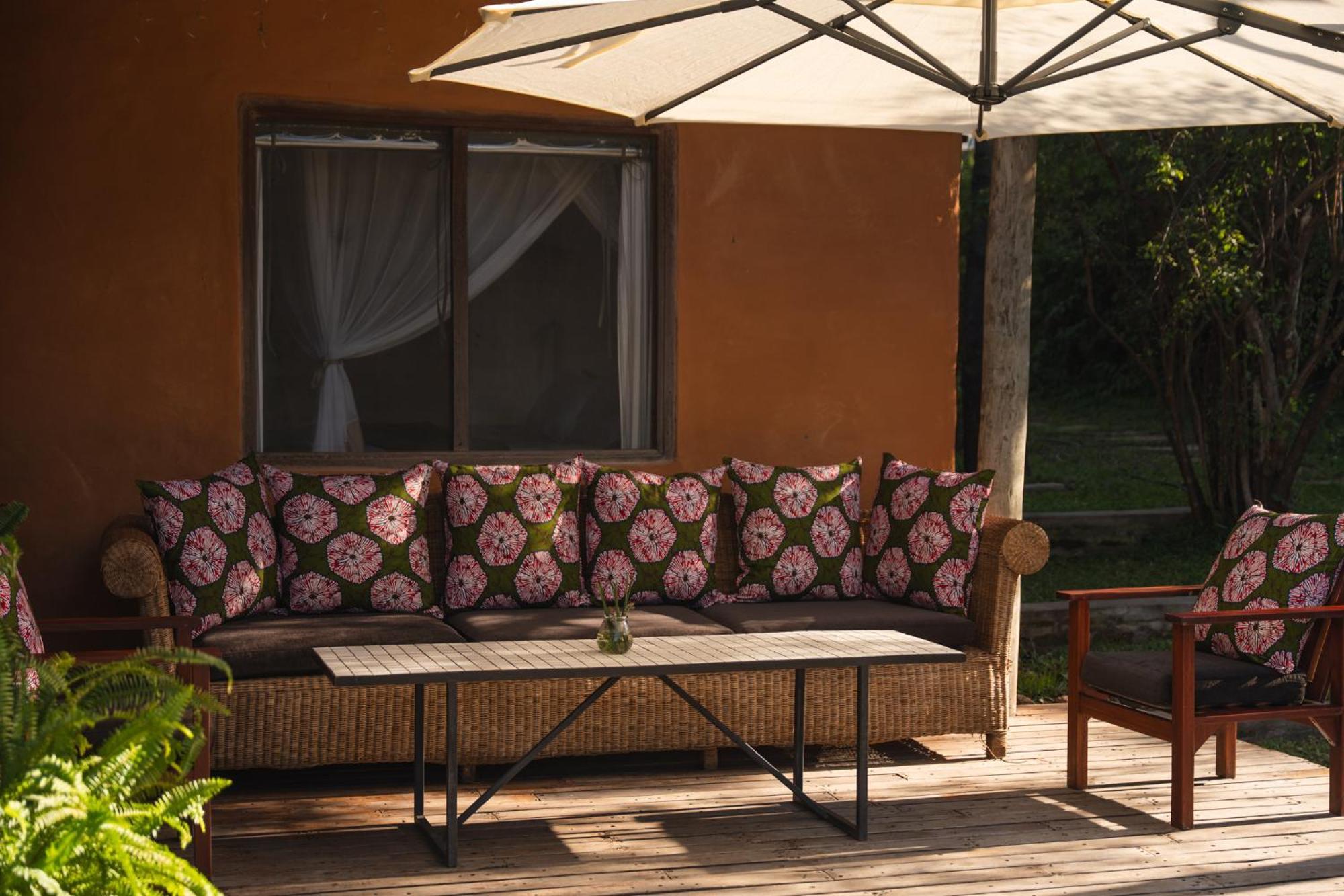 Chundukwa River Lodge - Self Catering House ليفينغستون المظهر الخارجي الصورة